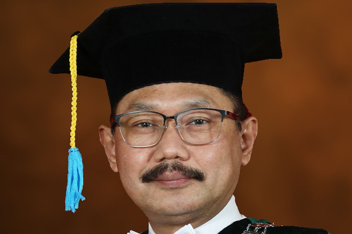 Dr. Budi Santoso
